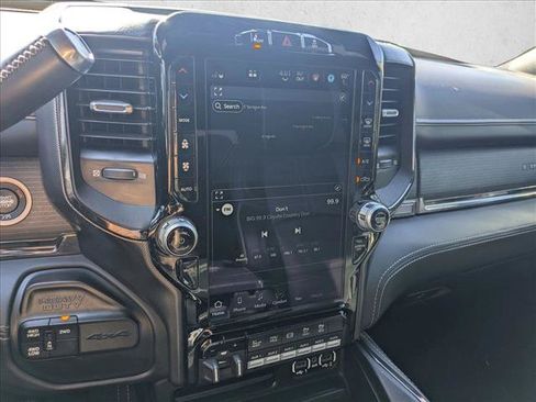Used 2022 RAM 2500 Limited AWD/4WD image 15