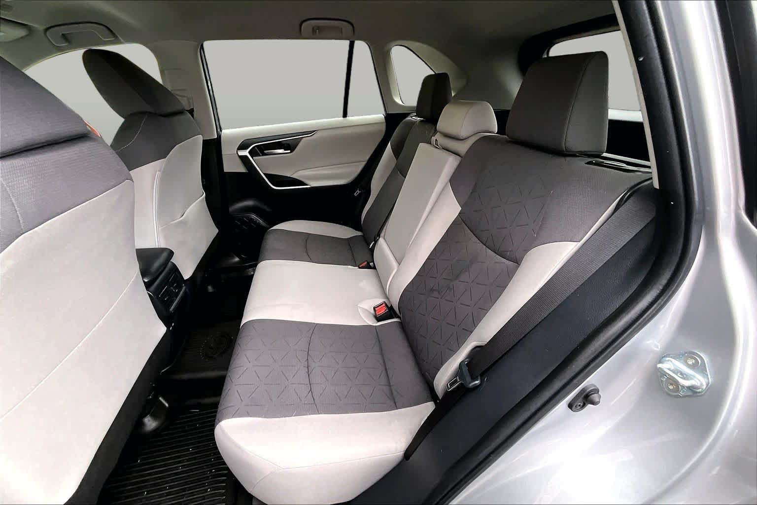 Certified 2025 Toyota RAV4 XLE AWD/4WD image 19