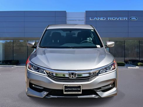 Used 2017 Honda Accord Sport Special Edition image 2