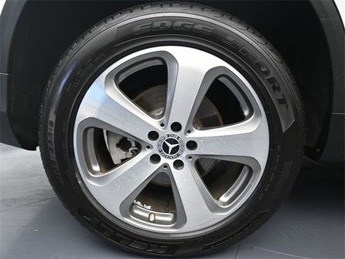 Used 2019 Mercedes-Benz GLC 300 image 9