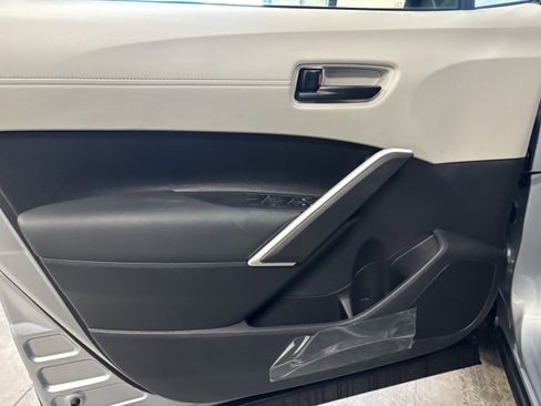 New 2026 Toyota Corolla Cross L image 4