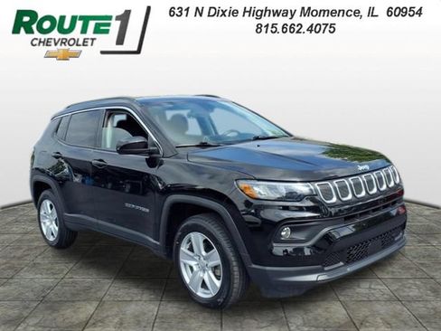 Used 2022 Jeep Compass Latitude w/ Convenience Group AWD/4WD image 2