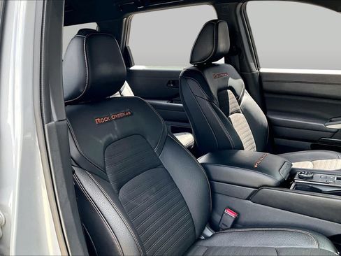 Certified 2024 Nissan Pathfinder Rock Creek AWD/4WD image 8