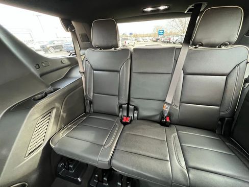 Used 2025 Chevrolet Tahoe Premier image 23