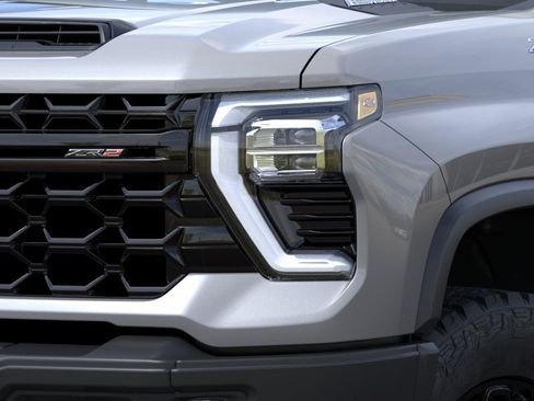 New 2026 Chevrolet Silverado 2500 ZR2 AWD/4WD image 10