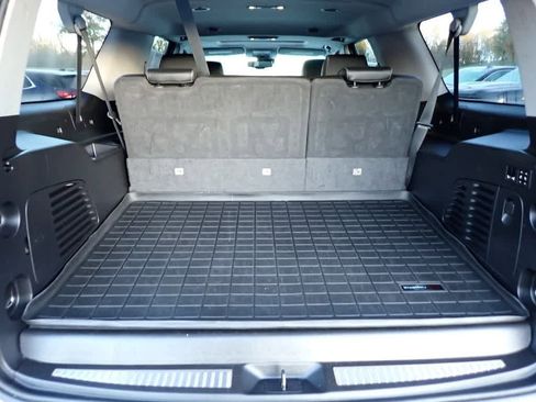 Used 2019 GMC Yukon XL SLT image 11