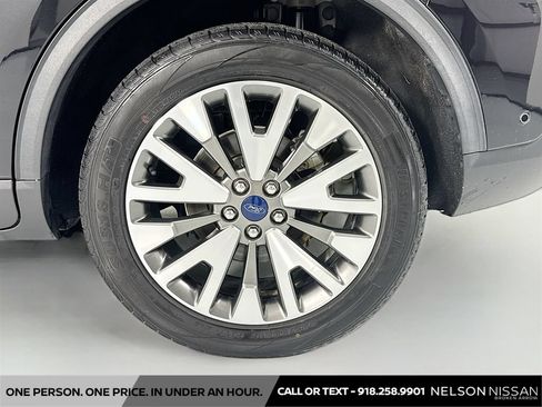 Used 2020 Ford Escape Titanium FWD image 31