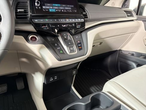 New 2026 Honda Odyssey EX-L image 24