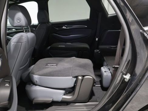 Used 2024 Buick Enclave Essence w/ Experience Buick Package image 20