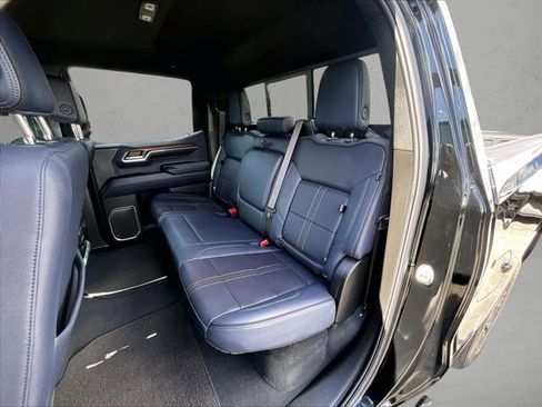 Certified 2024 Chevrolet Silverado 1500 High Country image 24