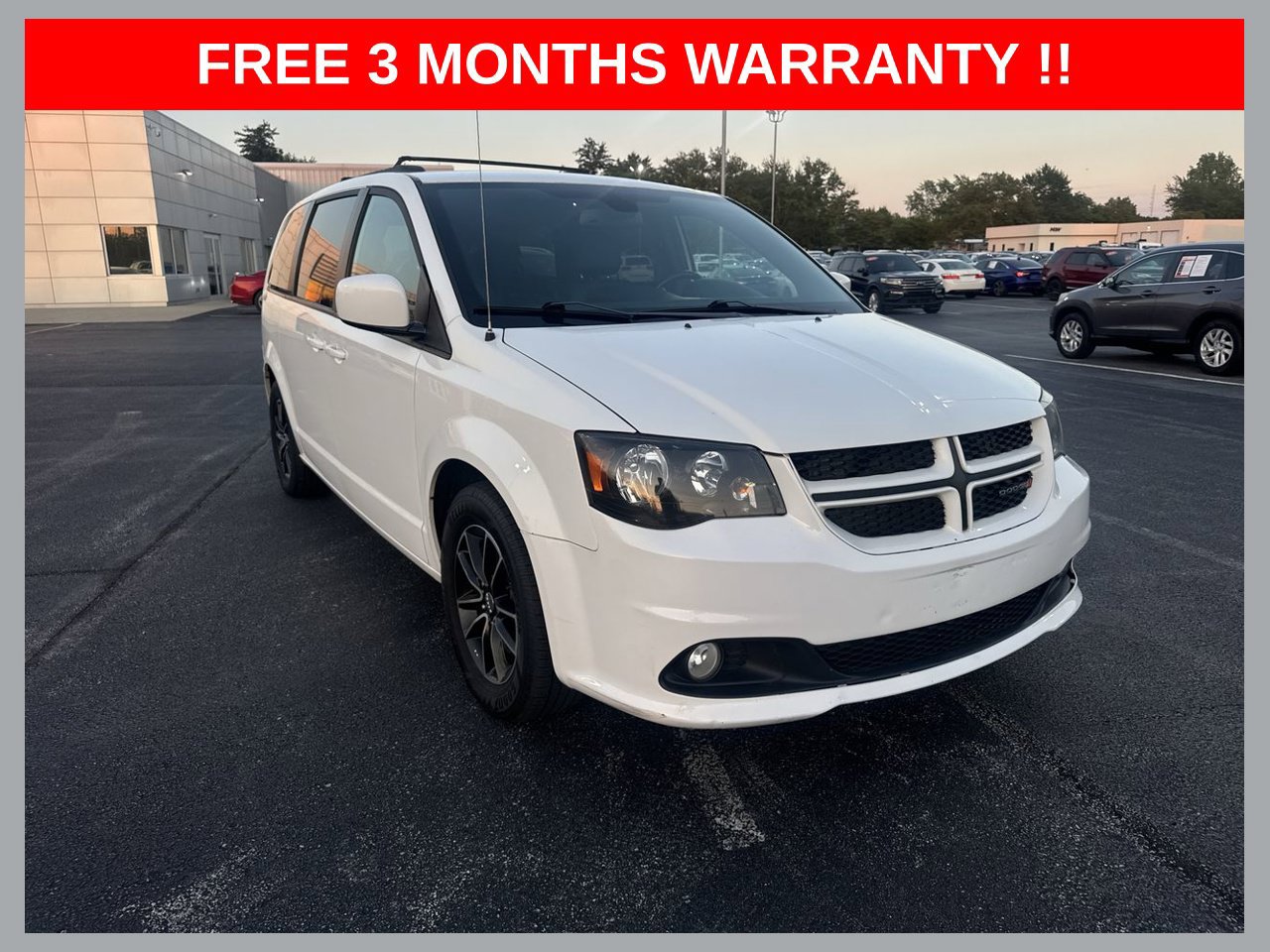 Used 2019 Dodge Grand Caravan GT FWD image 1