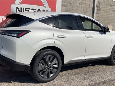 New 2025 Nissan Murano SL image 3
