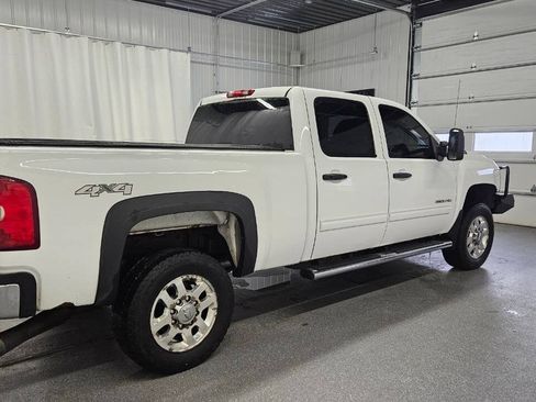 Used 2012 Chevrolet Silverado 3500 LT w/ Interior Plus Package AWD/4WD image 6