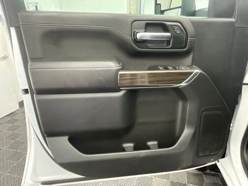 Used 2023 Chevrolet Silverado 2500 LT w/ Convenience Package AWD/4WD image 14