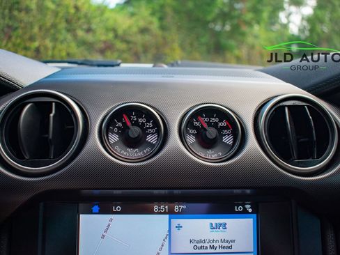 Used 2019 Ford Mustang Shelby GT350R w/ GT350R Equipment Group 920A RWD image 18
