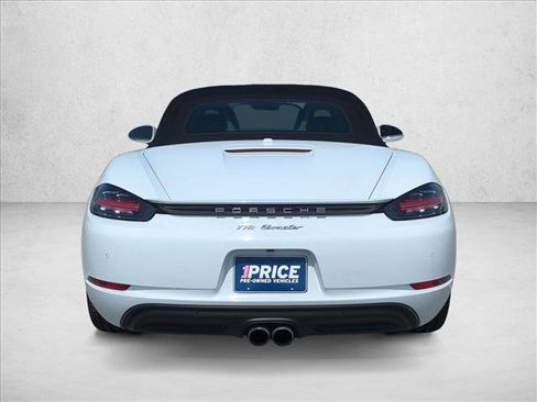 Used 2025 Porsche 718 Boxster RWD image 7