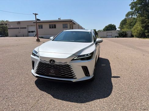 Used 2023 Lexus RX 350 Premium w/ Cold Area Package AWD/4WD image 8