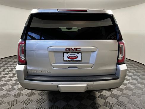 Used 2016 GMC Yukon XL SLT w/ Open Road Package image 6