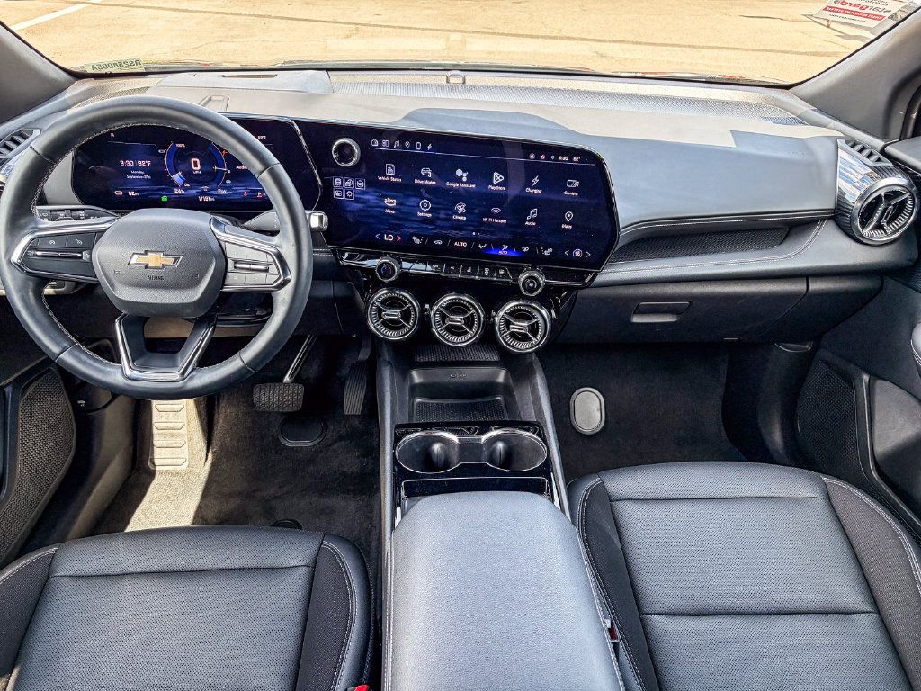 Used 2024 Chevrolet Blazer EV LT AWD/4WD image 15