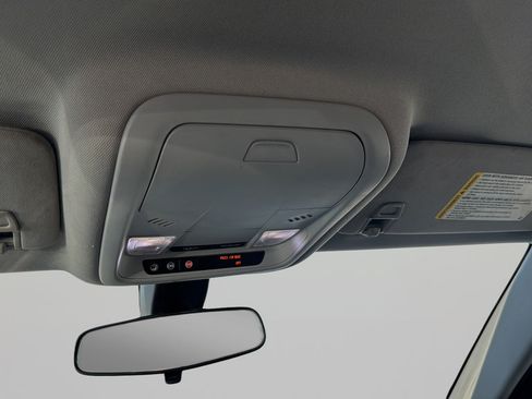 Used 2018 Chevrolet Equinox LS AWD/4WD image 18