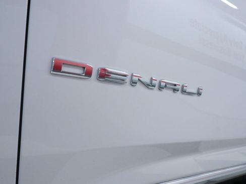 Used 2021 GMC Yukon XL Denali w/ Denali Premium Package RWD image 43