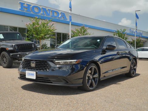 Used 2026 Honda Accord Sport image 1