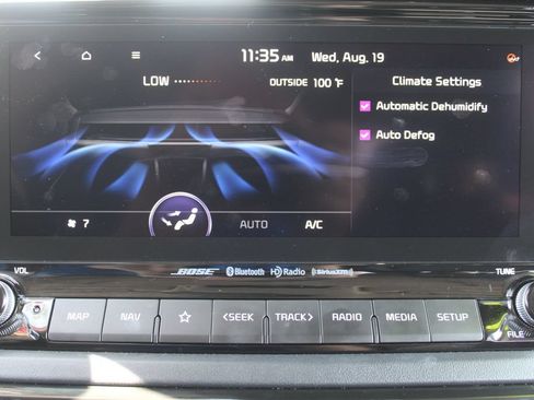Certified 2023 Kia Seltos SX w/ SX Sunroof Package AWD/4WD image 45