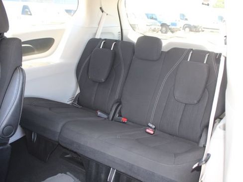 Used 2024 Chrysler Voyager LX FWD image 41