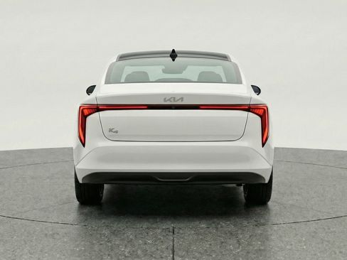 Used 2025 Kia K4 LXS image 7