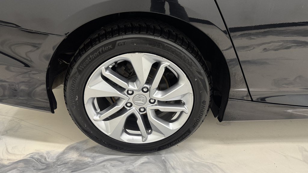 Used 2019 Honda Accord LX image 12