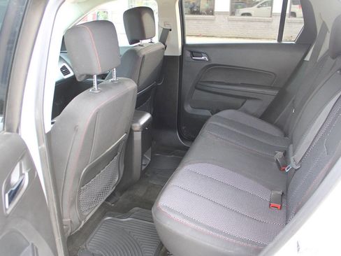 Used 2017 GMC Terrain SLE image 9