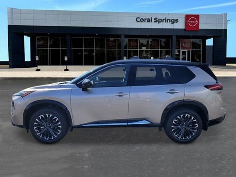 New 2026 Nissan Rogue Platinum w/ Platinum Premium Package AWD/4WD image 2
