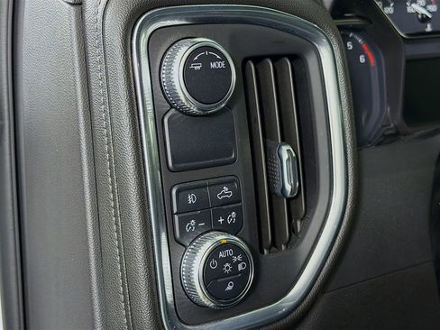Used 2022 GMC Sierra 1500 SLT image 12