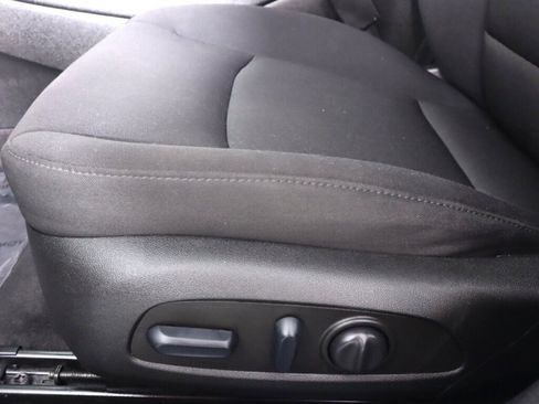 Used 2022 Chevrolet Malibu LT FWD image 28