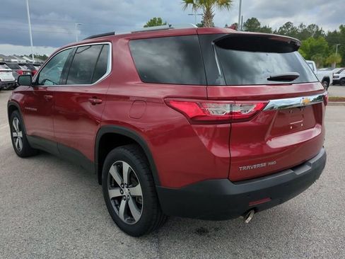 Used 2018 Chevrolet Traverse LT w/ LPO, Floor Liner Package AWD/4WD image 6