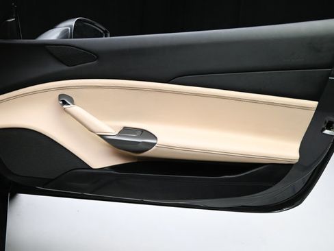 Used 2016 Ferrari 488 GTB image 57