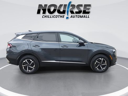 Used 2024 Kia Sportage LX AWD/4WD image 9