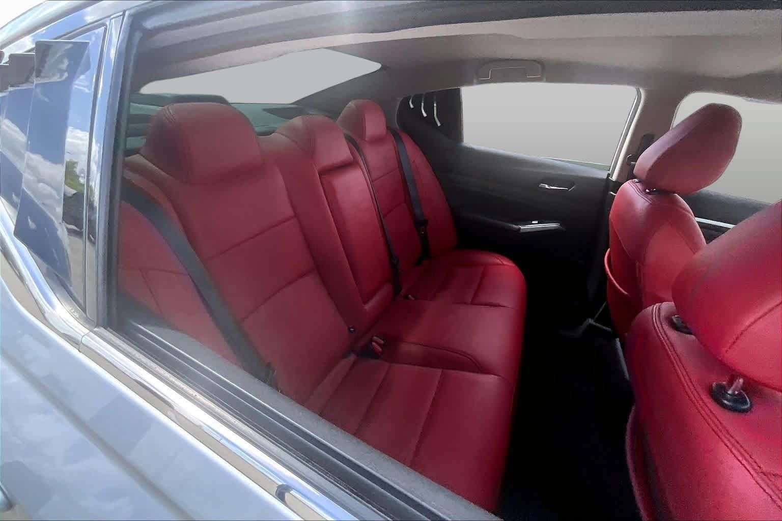 Used 2023 Nissan Altima 2.5 SR FWD image 18