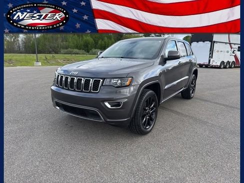 Used 2020 Jeep Grand Cherokee Altitude AWD/4WD image 1