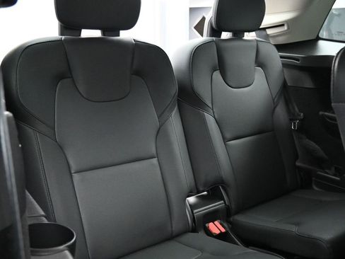 Used 2023 Volvo XC90 T8 Plus w/ Protection Package Premier image 13
