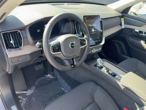 New 2026 Volvo XC90 B6 Plus w/ Protection Package Premier image 4