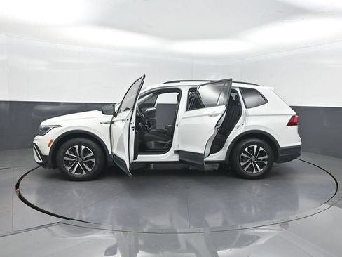 Used 2022 Volkswagen Tiguan S AWD/4WD image 36