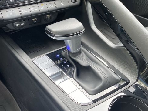 Used 2023 Hyundai Elantra Limited FWD image 30