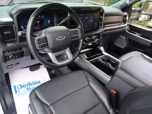 Used 2023 Ford F250 Lariat w/ Black Appearance Package AWD/4WD image 33
