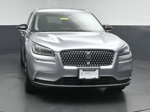 Certified 2022 Lincoln Corsair Reserve w/ Elements Package FWD image 2