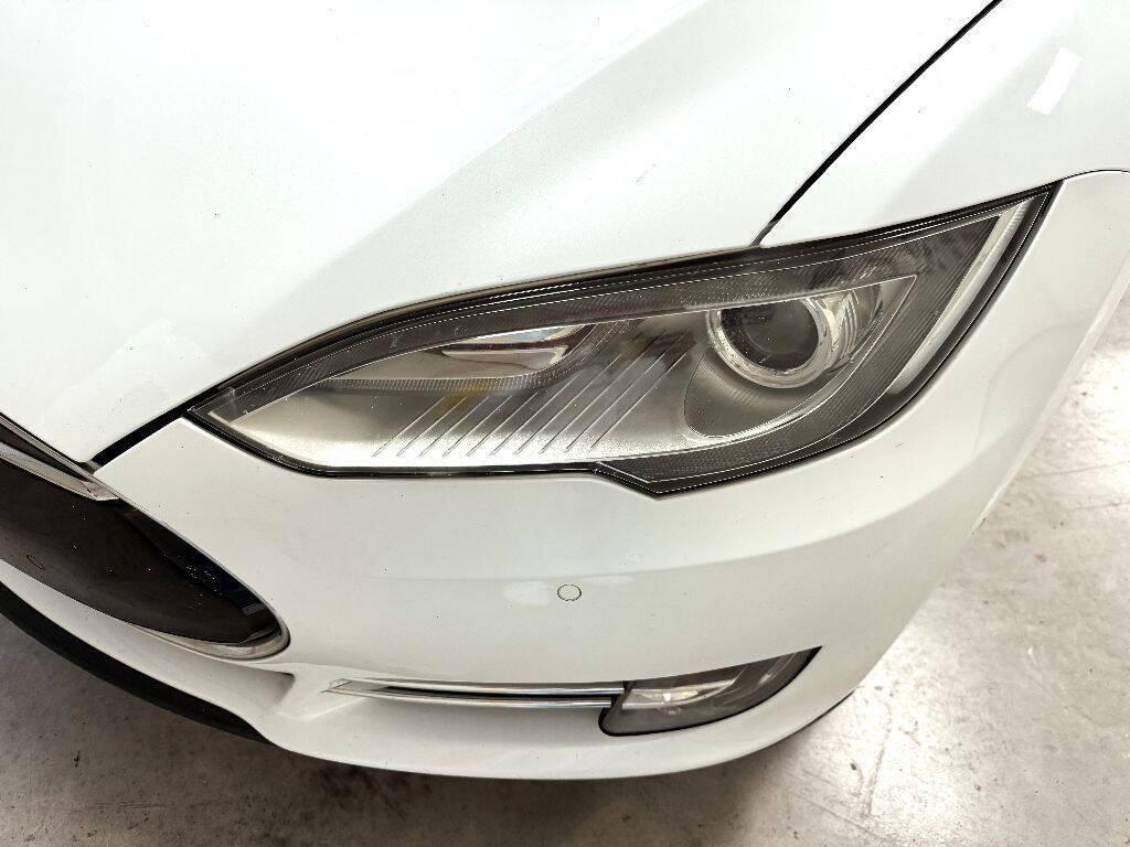 Used 2016 Tesla Model S 85 RWD image 20
