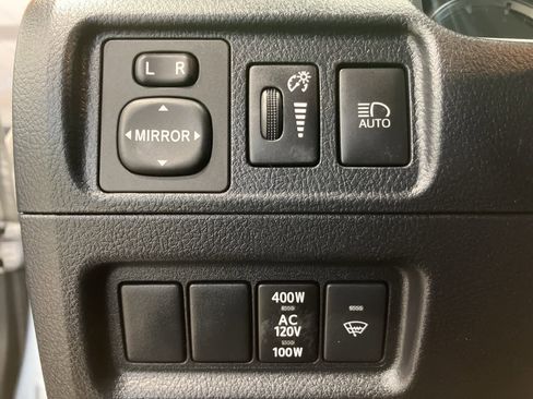 Used 2022 Toyota 4Runner TRD Off-Road Premium image 15