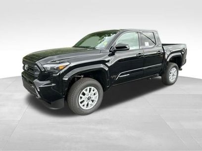 New 2025 Toyota Tacoma SR5