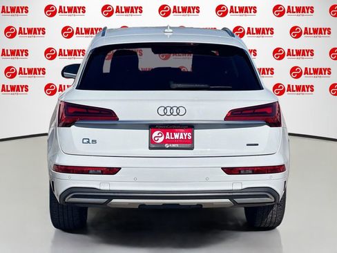 Used 2021 Audi Q5 2.0T Premium w/ Convenience Package image 7