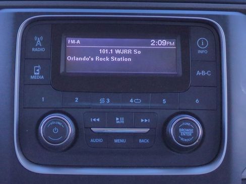 Used 2019 RAM 1500 Tradesman w/ Chrome Appearance Group image 18